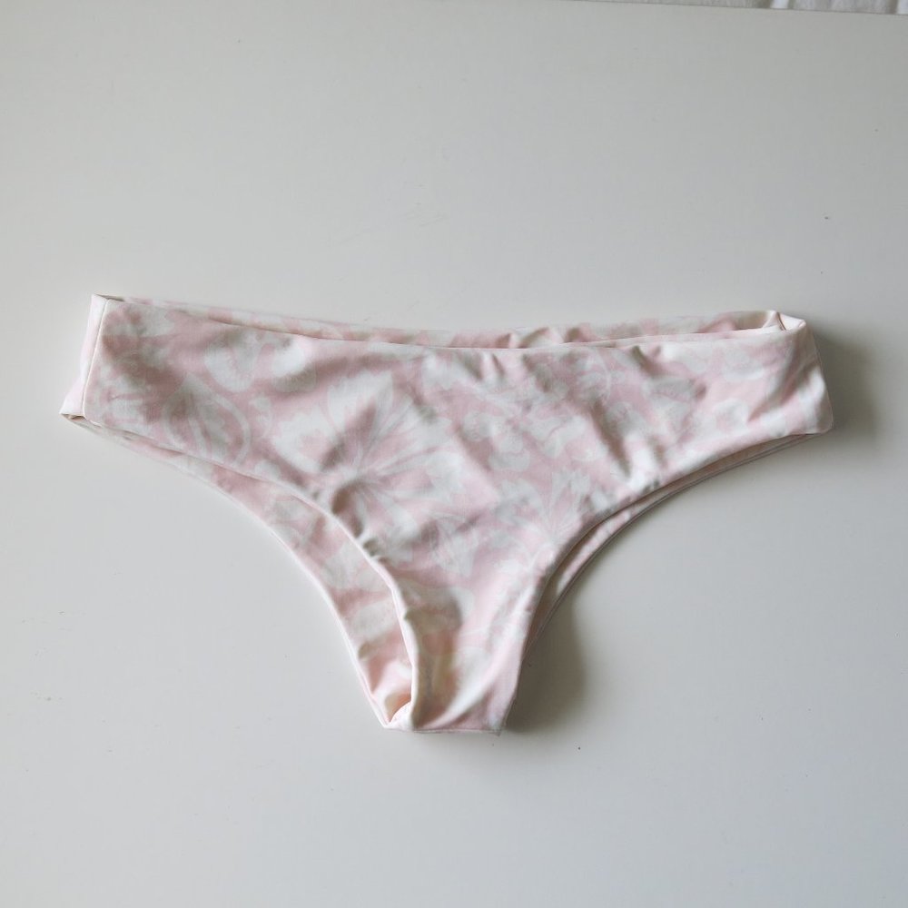 Mikoh Zuma Bottom